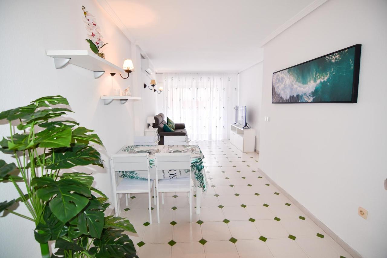 Apartamento Sol Y Playa Apartment Torrevieja Bagian luar foto