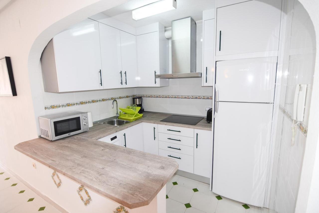 Apartamento Sol Y Playa Apartment Torrevieja Bagian luar foto