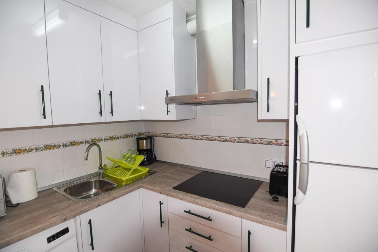 Apartamento Sol Y Playa Apartment Torrevieja Bagian luar foto