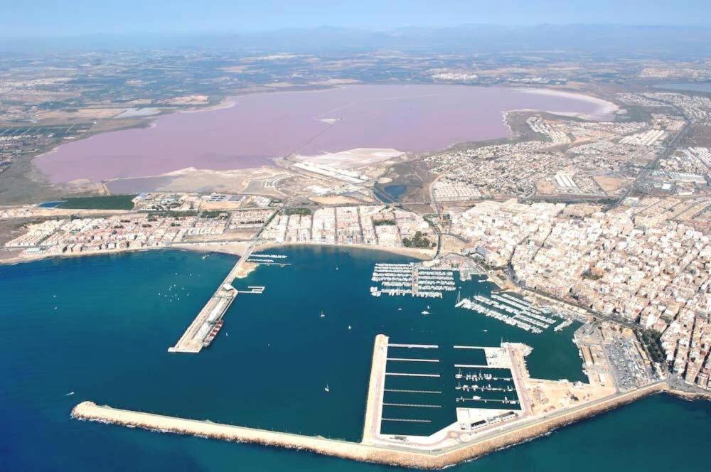 Apartamento Sol Y Playa Apartment Torrevieja Bagian luar foto